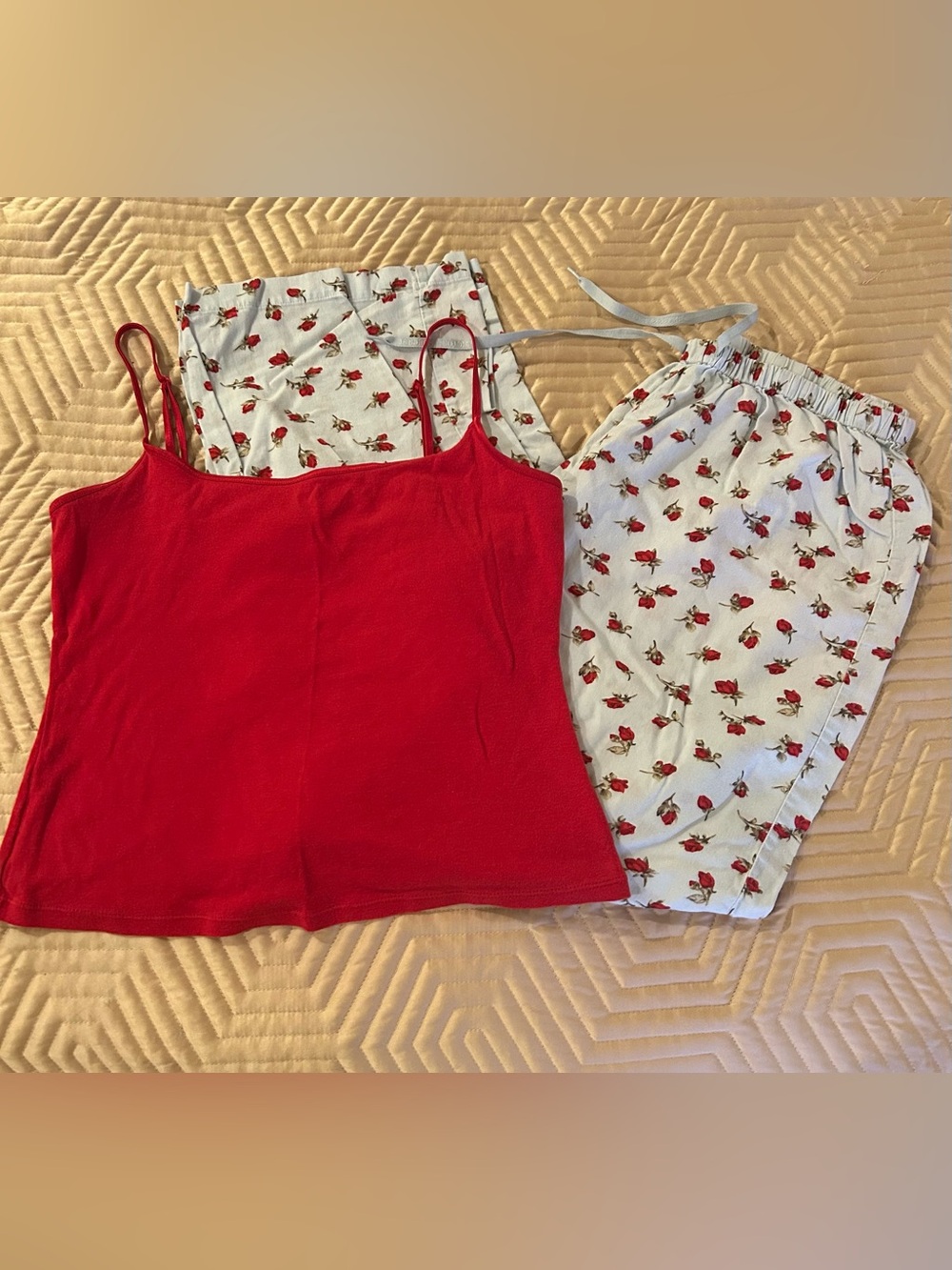 Victoria’s Secret Pajama Set Small